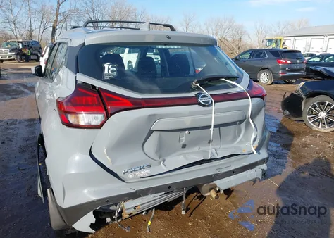 2021 Nissan Kicks Sv Xtronic Cvt z USA, uszkodzony, nr VIN 3N1CP5CV3ML562810